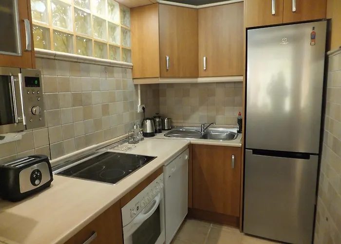 Bahia Dorada * Εστεπόνα